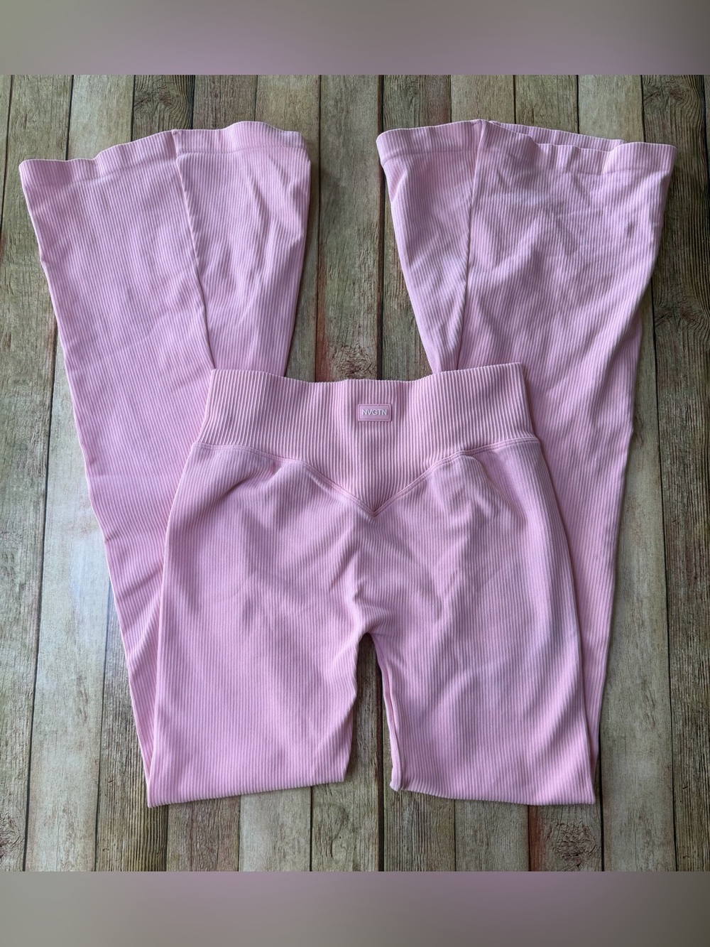 NVGTN Harmony Ribbed Seamless Flare Leggings